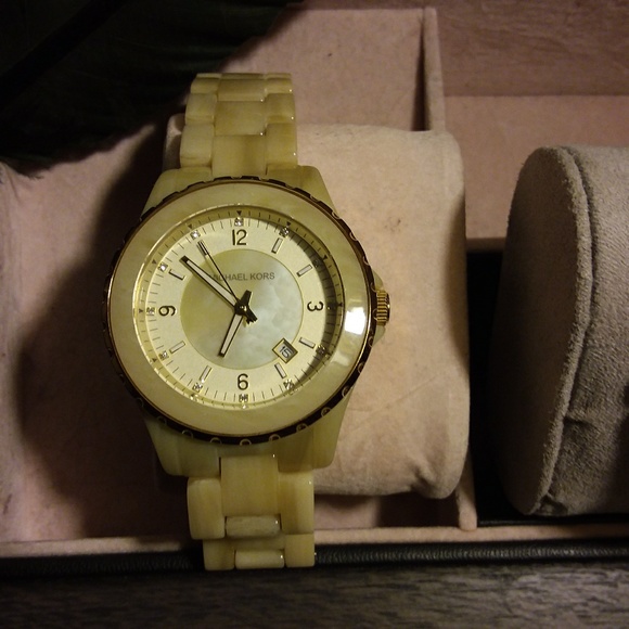 MICHAEL KORS ACRYLIC WATCH  - MK5299 - Picture 1 of 3